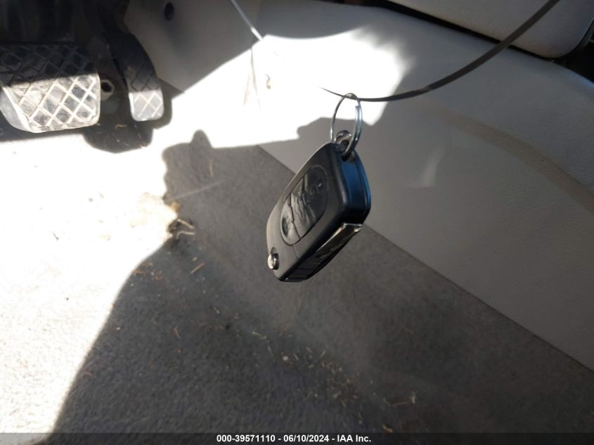 2001 Volkswagen Jetta Gls VIN: 3VWST29M01M005700 Lot: 39571110