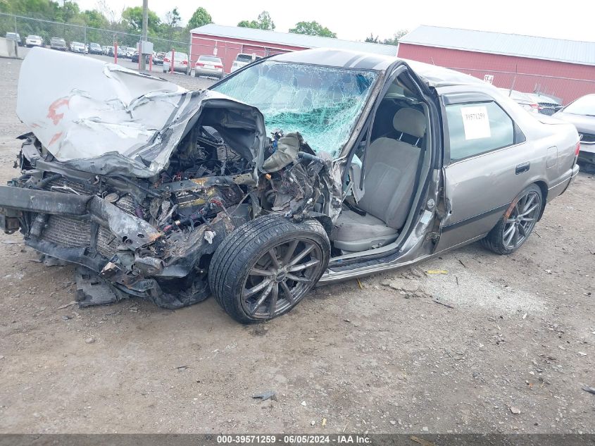 4T1BF22K21U122186 2001 Toyota Camry Le V6