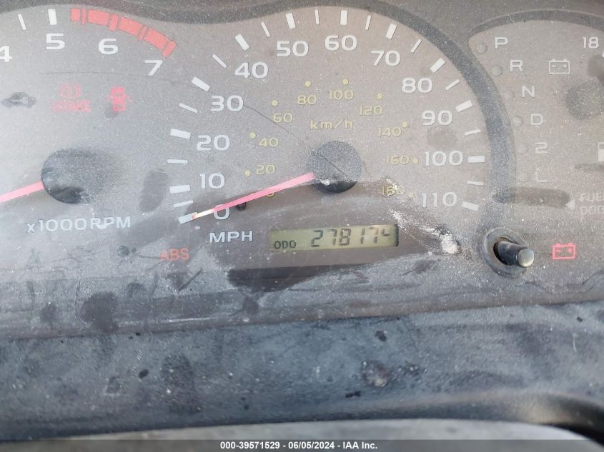 2003 Toyota Sequoia Sr5 V8 VIN: 5TDBT44AX3S192779 Lot: 39571529