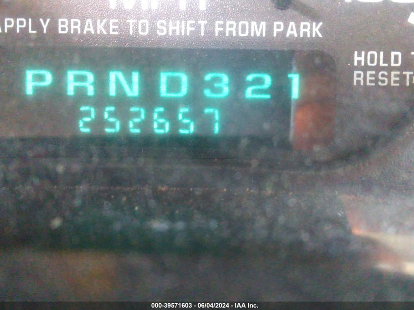 2001 Chevrolet Silverado 1500 Lt VIN: 2GCEK19T311300320 Lot: 39571603