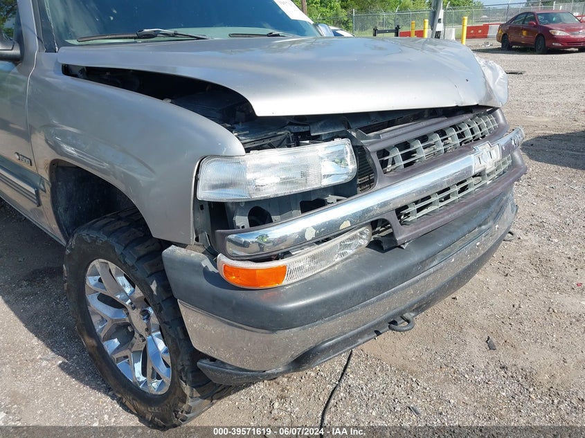 2000 Chevrolet Silverado 1500 Ls VIN: 2GCEK19T4Y1164130 Lot: 39571619