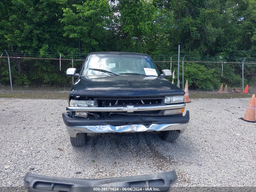 2000 Chevrolet Silverado 1500 Ls VIN: 1GCEC14V0YE146227 Lot: 39571624