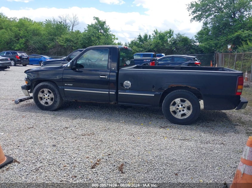 2000 Chevrolet Silverado 1500 Ls VIN: 1GCEC14V0YE146227 Lot: 39571624