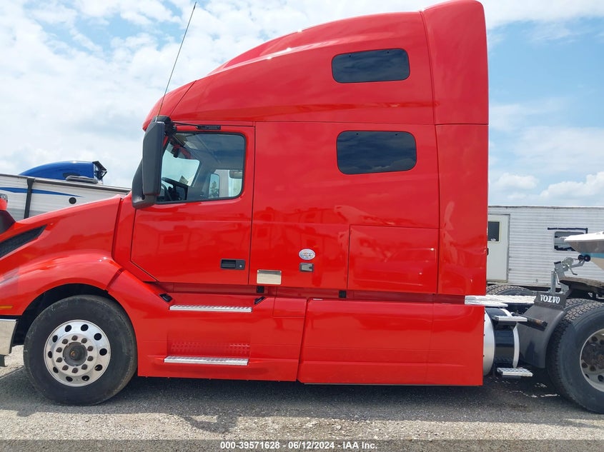 2020 Volvo Vnl VIN: 4V4NC9EH5LN256095 Lot: 39571628