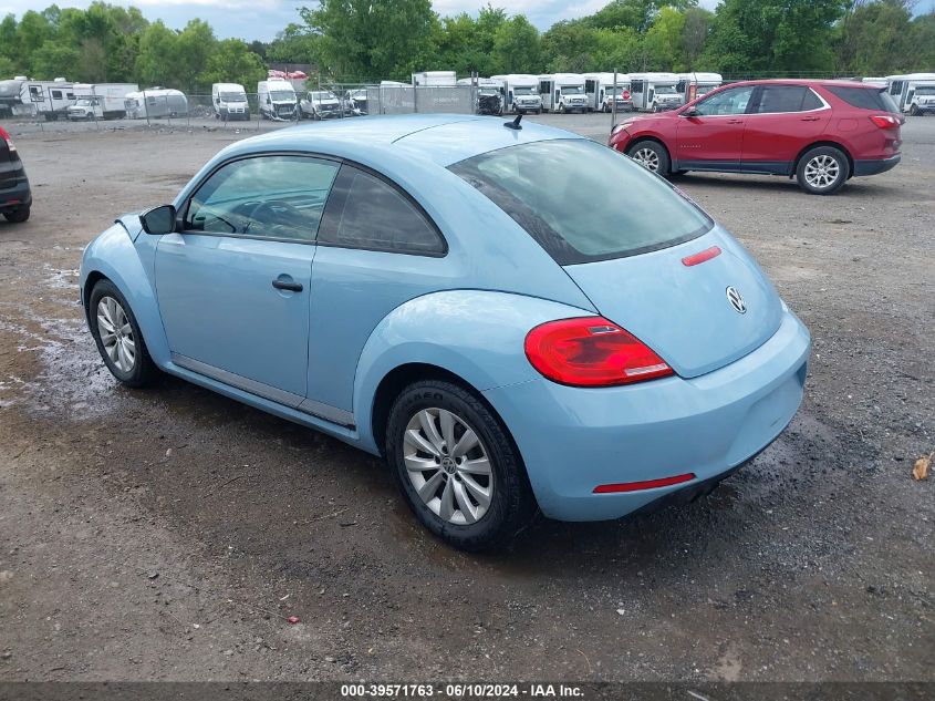 2015 Volkswagen Beetle 1.8T Fleet Edition VIN: 3VWF17AT5FM638692 Lot: 39571763