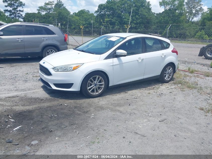 2015 Ford Focus Se VIN: 1FADP3K26FL282557 Lot: 39571824