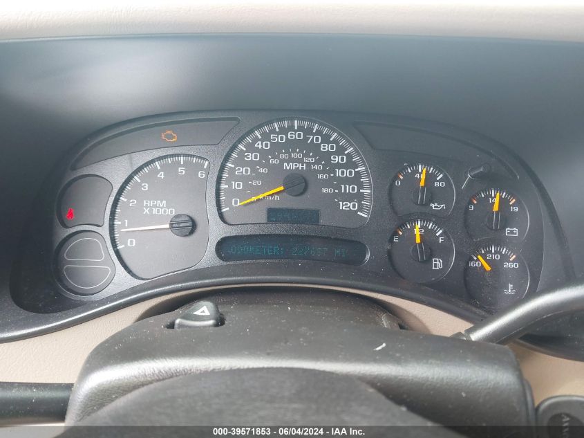 2005 Chevrolet Tahoe Lt VIN: 1GNEK13T65R116552 Lot: 39571853