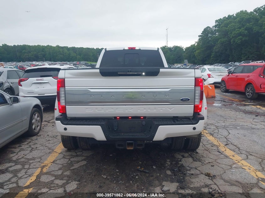 2017 Ford F-450 Platinum VIN: 1FT8W4DT9HEB73141 Lot: 39571862