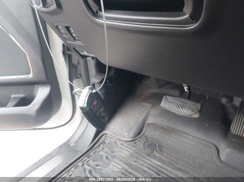 2017 Ford F-450 Platinum VIN: 1FT8W4DT9HEB73141 Lot: 39571862