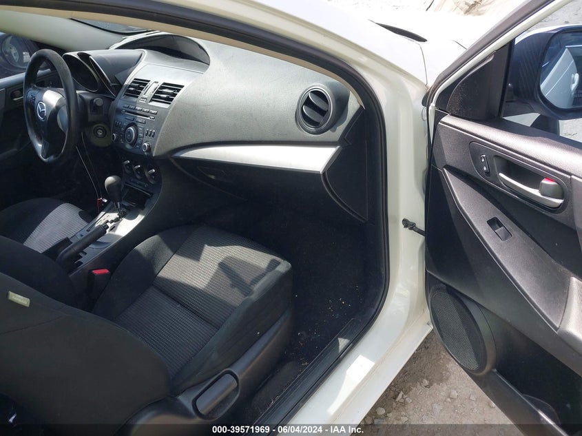 2013 MAZDA MAZDA3 I SV - JM1BL1TF0D1847946