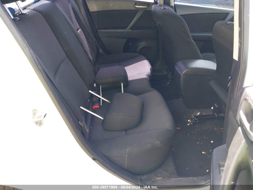 2013 MAZDA MAZDA3 I SV - JM1BL1TF0D1847946