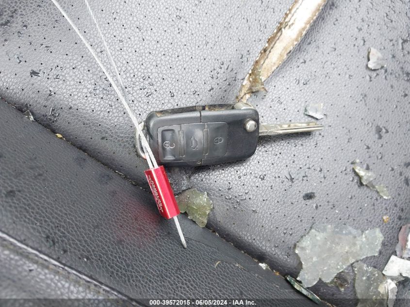 2008 Volkswagen Eos Komfort VIN: WVWAA71F18V033617 Lot: 39572015