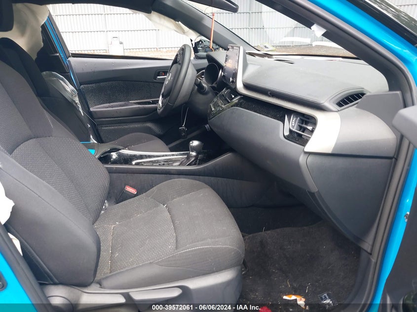 2019 Toyota C-Hr Xle VIN: NMTKHMBX9KR075393 Lot: 39572061