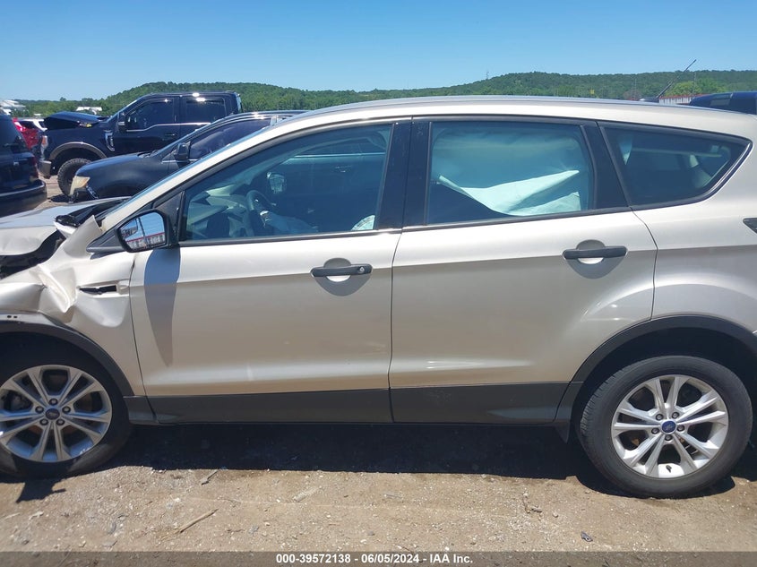 2017 Ford Escape S VIN: 1FMCU0F7XHUA61362 Lot: 39572138