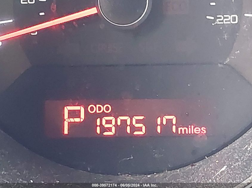 2011 Kia Soul + VIN: KNDJT2A2XB7291351 Lot: 39572174