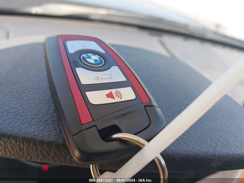 2016 BMW 328I xDrive VIN: WBA8E3G57GNU01983 Lot: 39572227