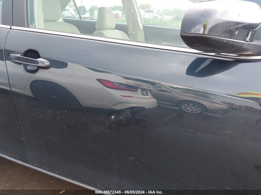 2014 Toyota Camry Le VIN: 4T4BF1FK8ER414070 Lot: 39572345