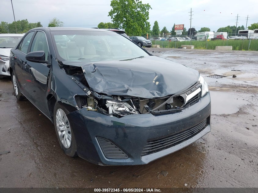 2014 Toyota Camry Le VIN: 4T4BF1FK8ER414070 Lot: 39572345
