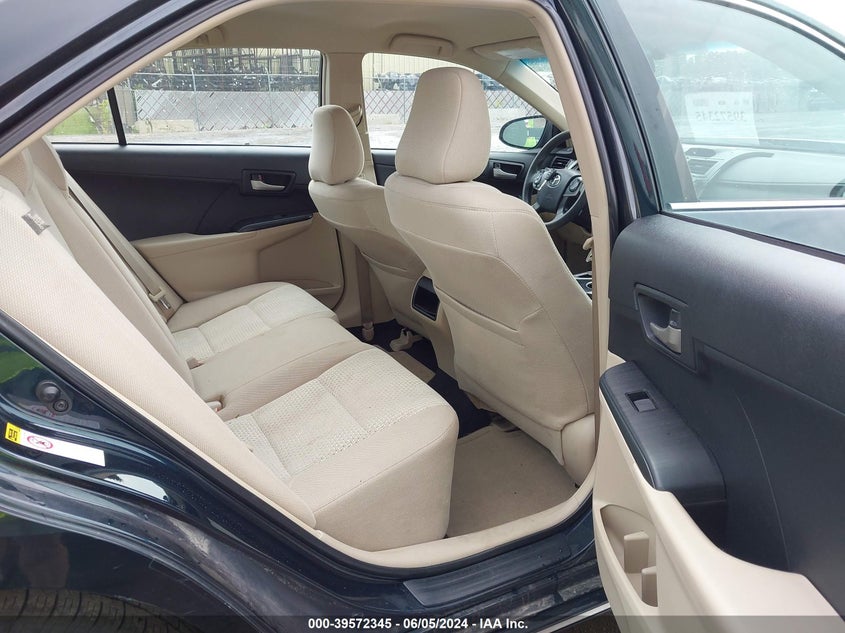 2014 Toyota Camry Le VIN: 4T4BF1FK8ER414070 Lot: 39572345