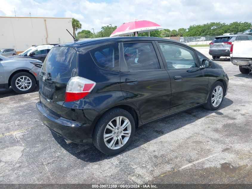 2009 Honda Fit VIN: JHMGE882X9C004684 Lot: 39572359