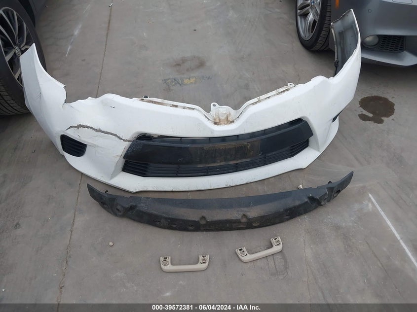 2014 Toyota Corolla Le VIN: 2T1BURHE3EC166589 Lot: 39572381