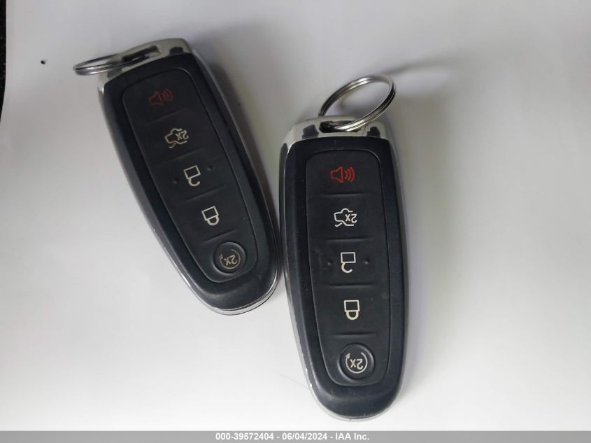 2014 Lincoln Mks VIN: 1LNHL9EK5EG610706 Lot: 39572404