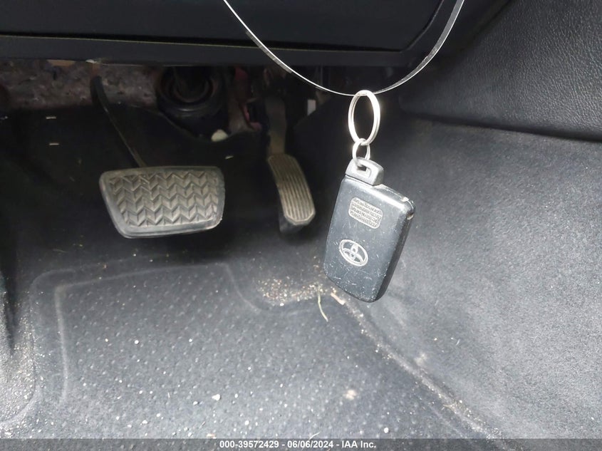 2012 Toyota Camry Se V6 VIN: 4T1BK1FK7CU501557 Lot: 39572429