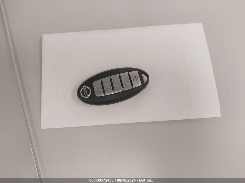 2019 Nissan Rogue Sl VIN: 5N1AT2MV8KC804556 Lot: 39572438