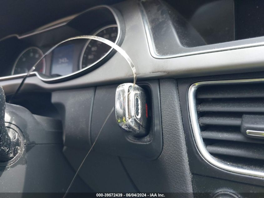 2013 Audi A4 2.0T Premium VIN: WAUAFAFL5DA108184 Lot: 39572439