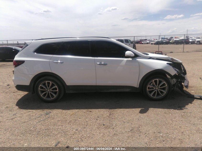 2017 Hyundai Santa Fe Se VIN: KM8SN4HF2HU202090 Lot: 39572444