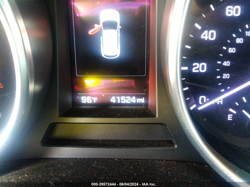 2017 Hyundai Santa Fe Se VIN: KM8SN4HF2HU202090 Lot: 39572444