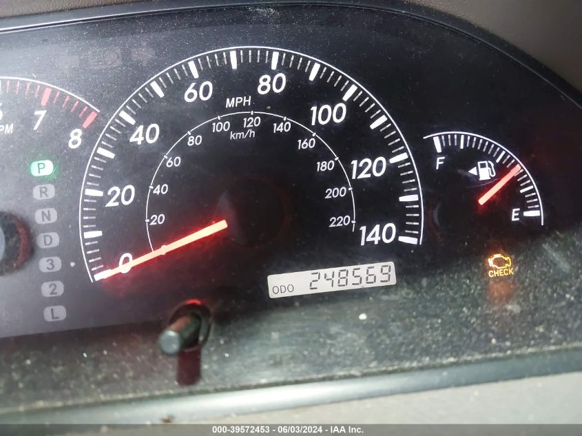 2005 Toyota Camry Le VIN: 4T1BE32K15U009800 Lot: 39572453