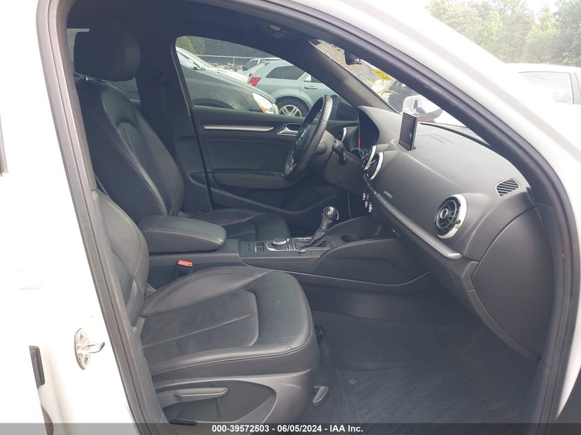 2016 AUDI A3 2.0T PREMIUM - WAUB8GFF2G1058554
