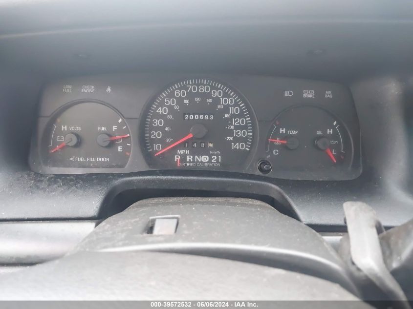 2005 Ford Crown Victoria Police VIN: 2FAHP71W75X132410 Lot: 39572532