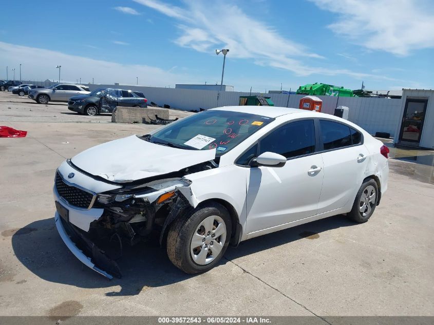 2017 Kia Forte Lx VIN: 3KPFK4A70HE030268 Lot: 39572543