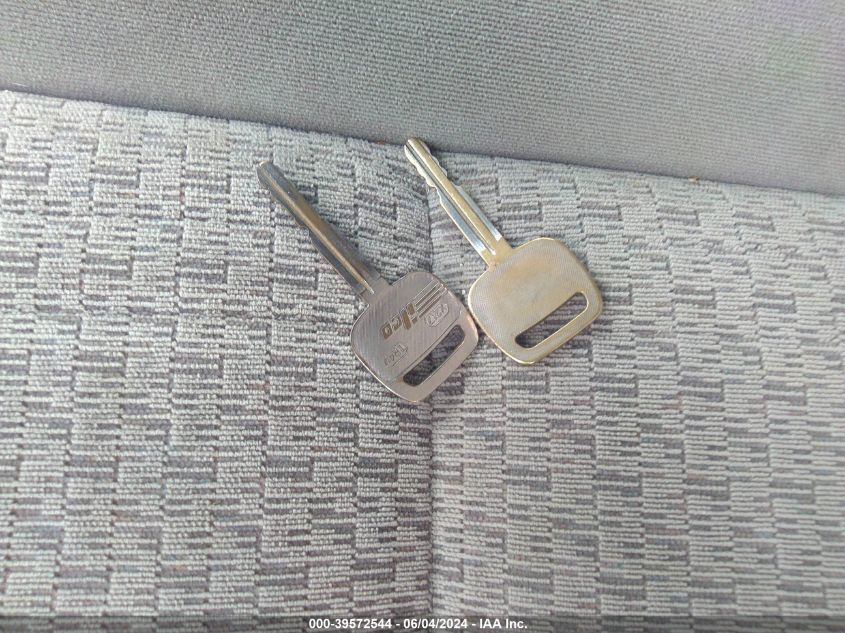 2005 Toyota Tundra Sr5 V8 VIN: 5TBDT44125S478579 Lot: 39572544