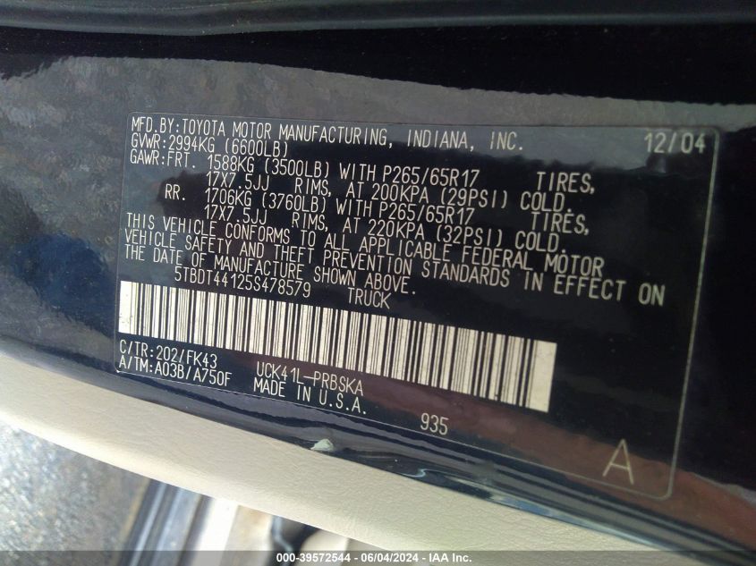 2005 Toyota Tundra Sr5 V8 VIN: 5TBDT44125S478579 Lot: 39572544