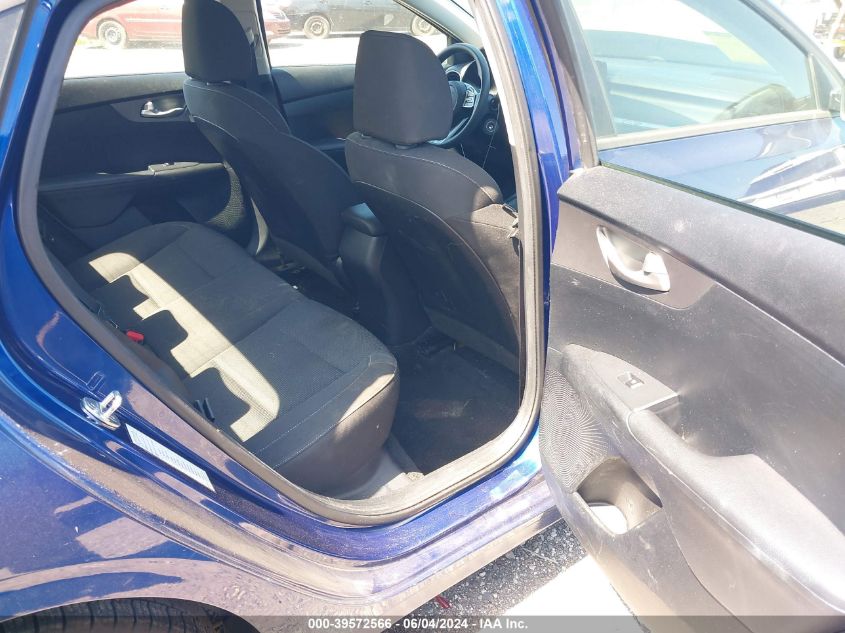 2019 Kia Forte Lxs VIN: 3KPF24AD0KE086126 Lot: 39572566