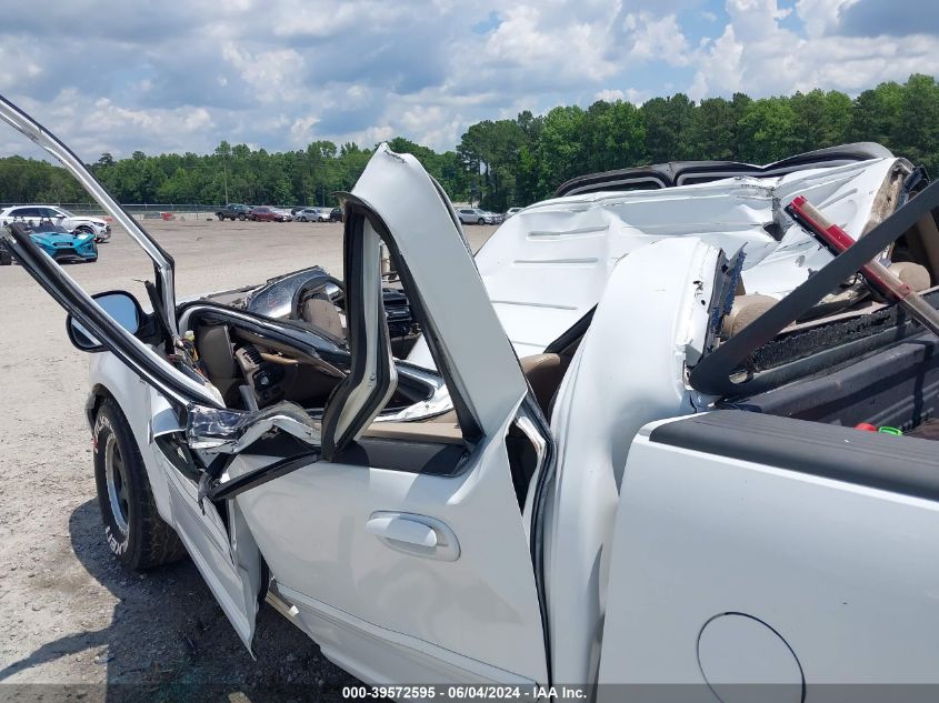 2001 Ford F-150 Harley-Davidson Edition/King Ranch Edition/Lariat/Xlt VIN: 1FTRW07L71KF52672 Lot: 39572595