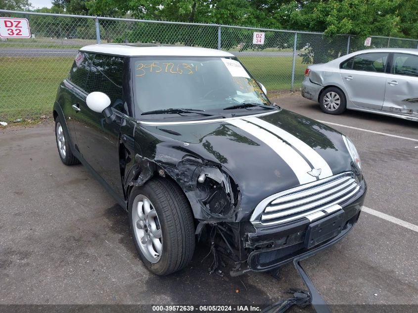 2009 Mini Cooper VIN: WMWMF33569TW73411 Lot: 39572639