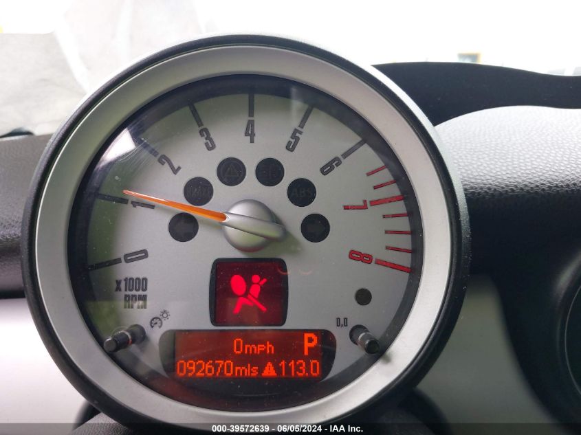 2009 Mini Cooper VIN: WMWMF33569TW73411 Lot: 39572639