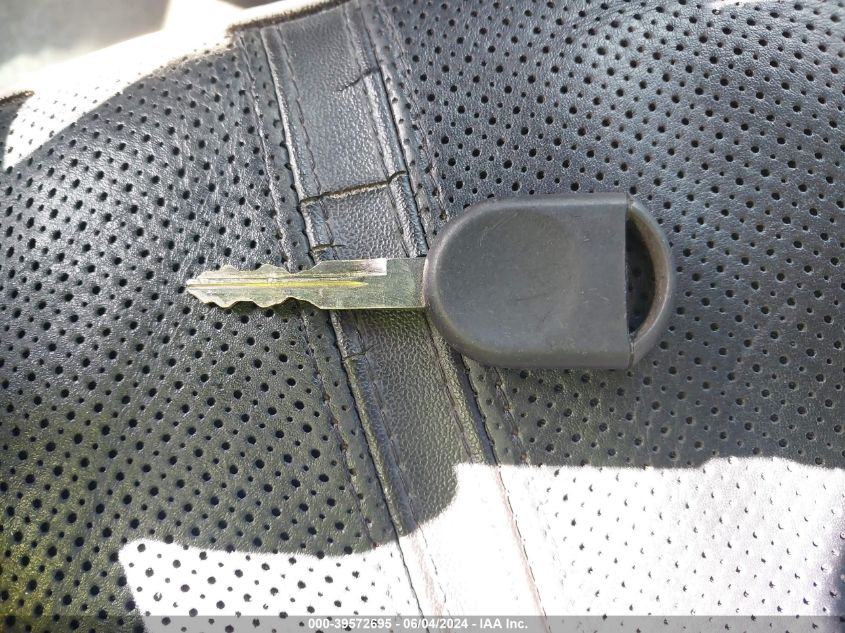 2011 Lincoln Mkz VIN: 3LNHL2JCXBR764385 Lot: 39572695