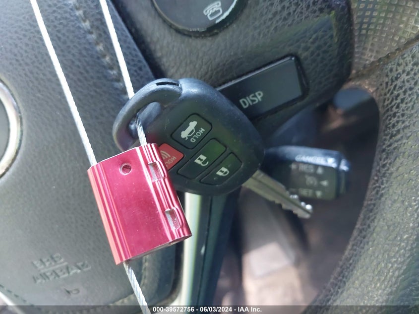 2015 Toyota Corolla Le VIN: 2T1BURHE4FC376040 Lot: 39572756