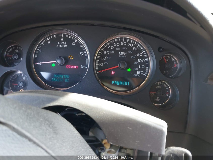 2007 Chevrolet Tahoe Ltz VIN: 1GNFC13007J329716 Lot: 39572934