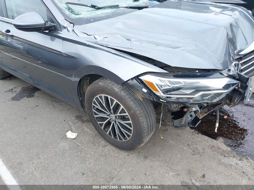 2019 Volkswagen Jetta 1.4T R-Line/1.4T S/1.4T Se VIN: 3VWCB7BU6KM153625 Lot: 39572985