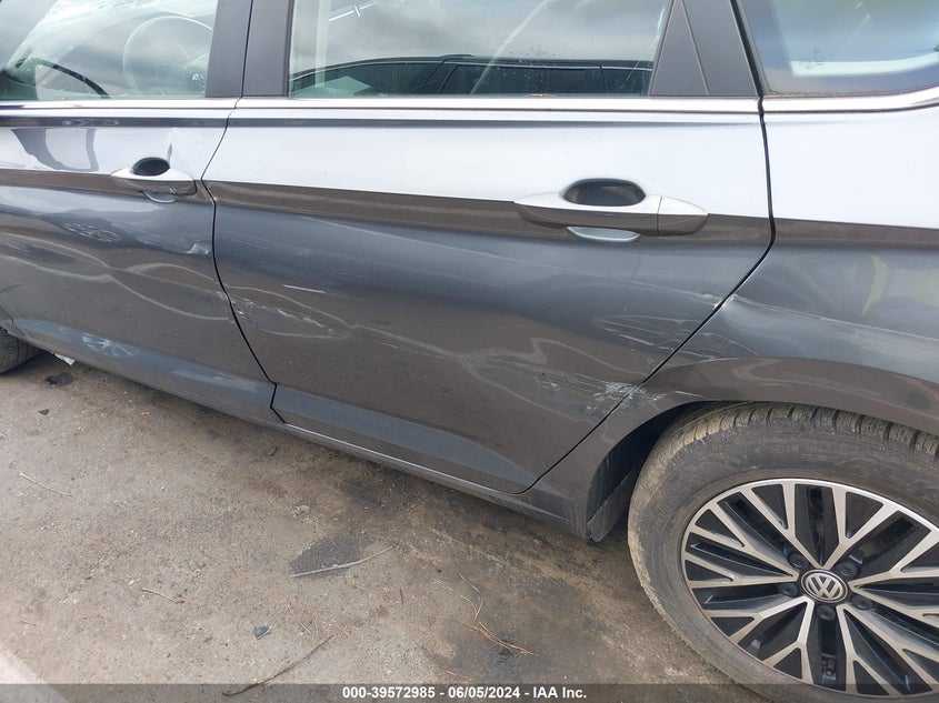 2019 Volkswagen Jetta 1.4T R-Line/1.4T S/1.4T Se VIN: 3VWCB7BU6KM153625 Lot: 39572985
