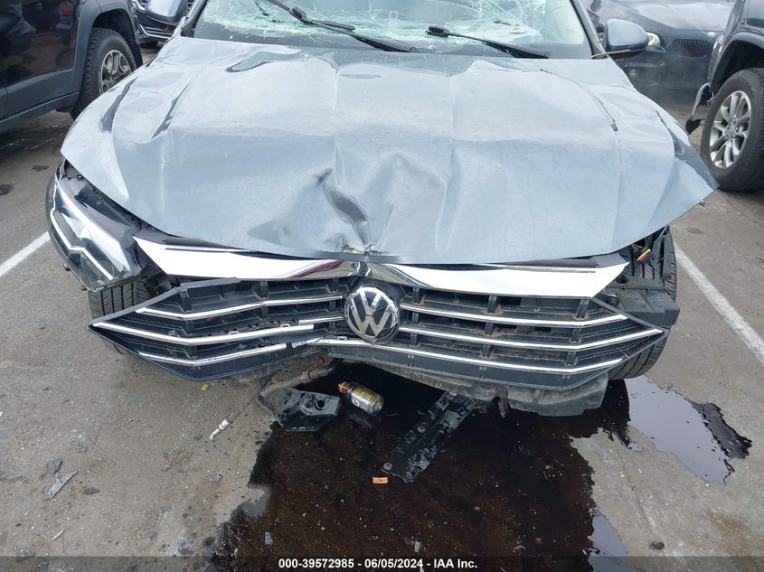 2019 Volkswagen Jetta 1.4T R-Line/1.4T S/1.4T Se VIN: 3VWCB7BU6KM153625 Lot: 39572985