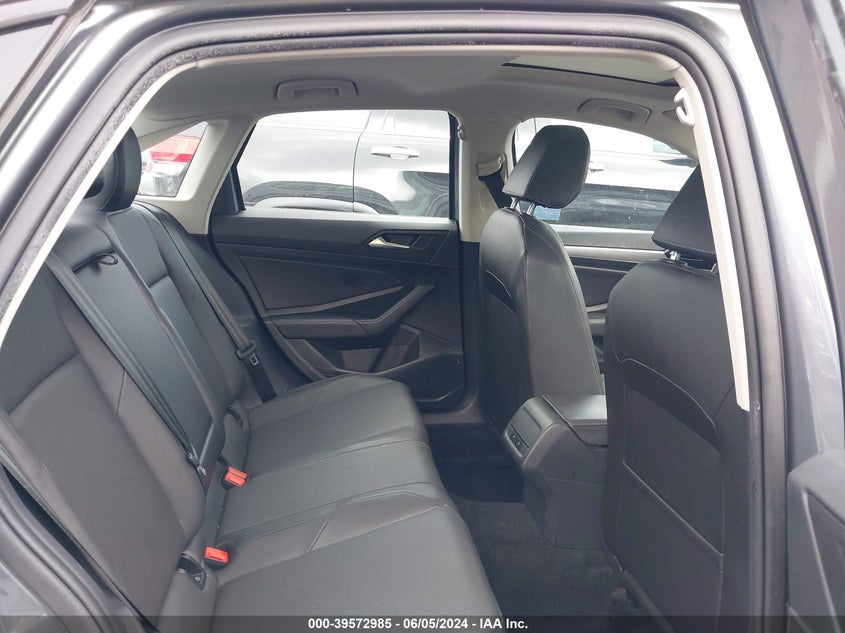 2019 Volkswagen Jetta 1.4T R-Line/1.4T S/1.4T Se VIN: 3VWCB7BU6KM153625 Lot: 39572985