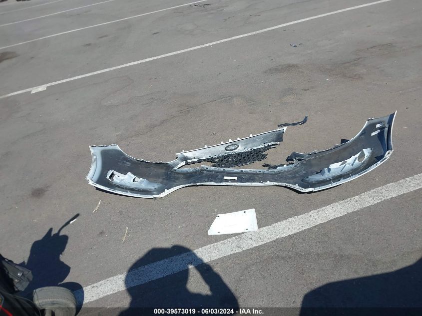 2018 Ford Focus S VIN: 1FADP3E27JL322813 Lot: 39573019