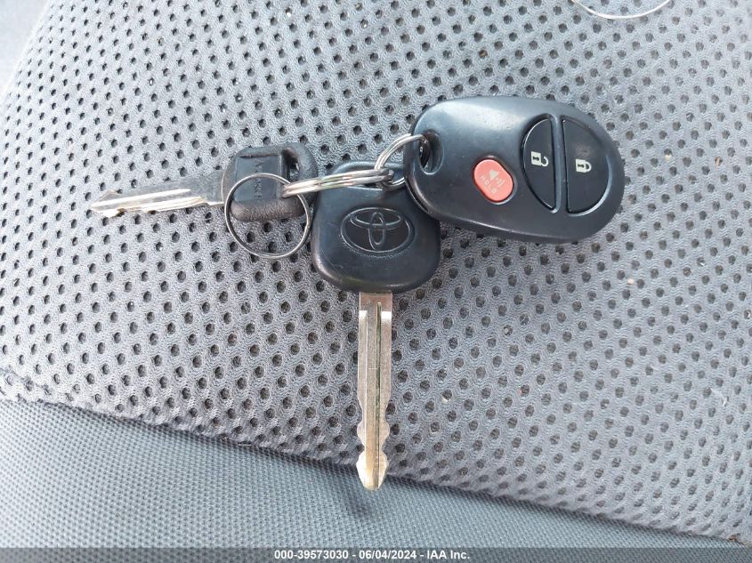 2010 Toyota Tacoma Prerunner V6 VIN: 5TEJU4GN0AZ716965 Lot: 39573030